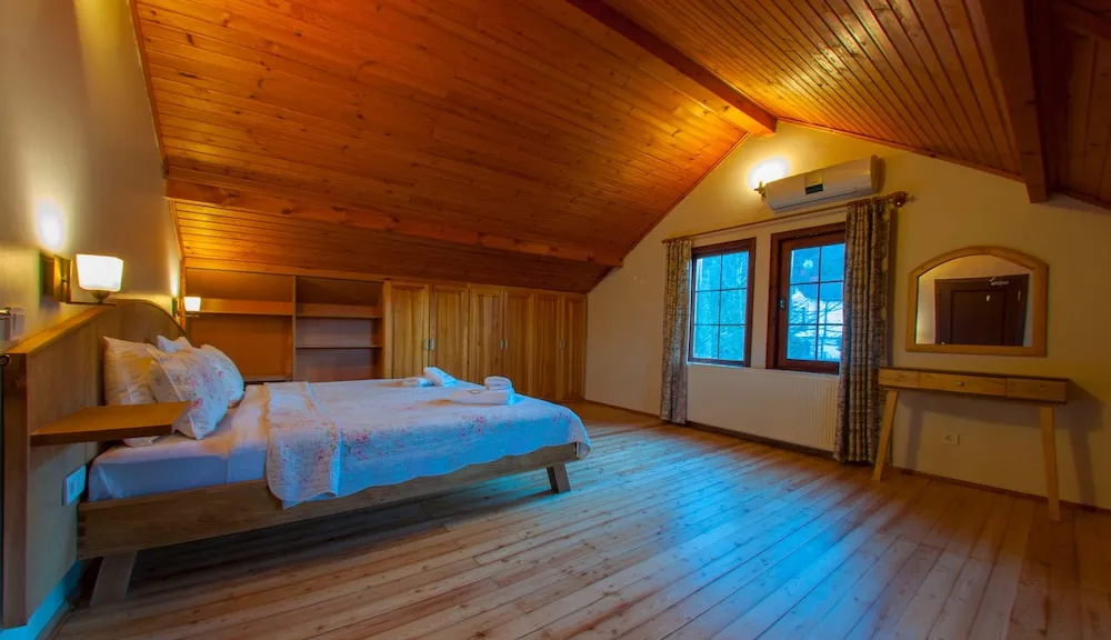Four Bedroom Country Villa