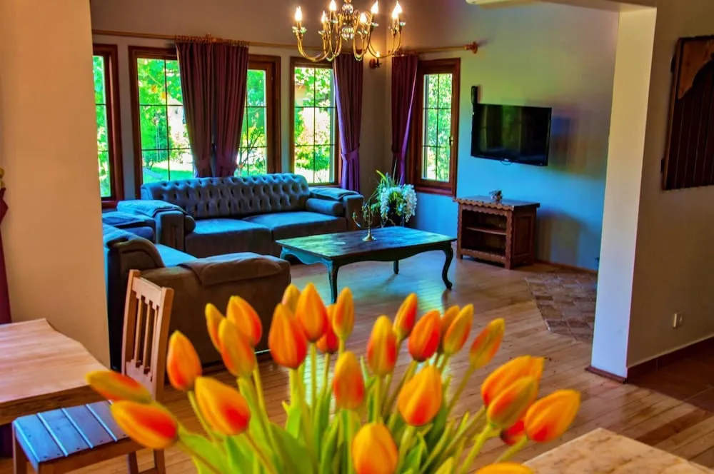 Four Bedroom Country Villa