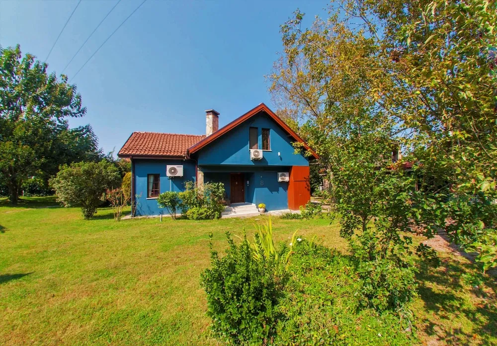 Four Bedroom Country Villa