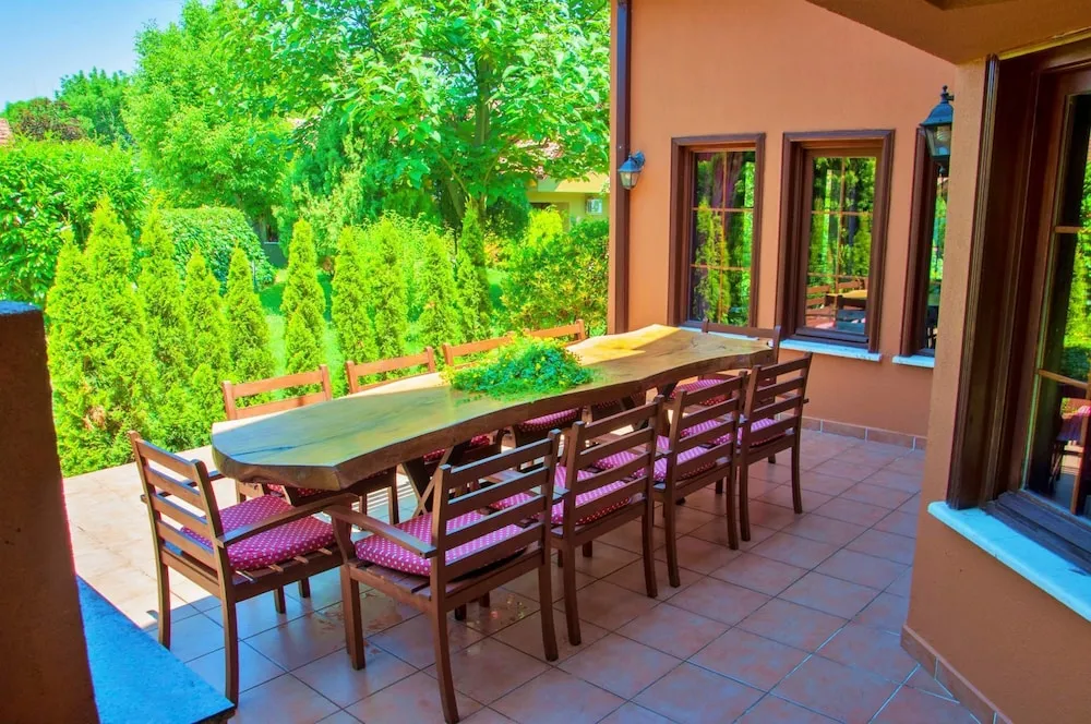 Four Bedroom Country Villa