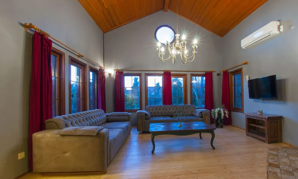 Four Bedroom Country Villa