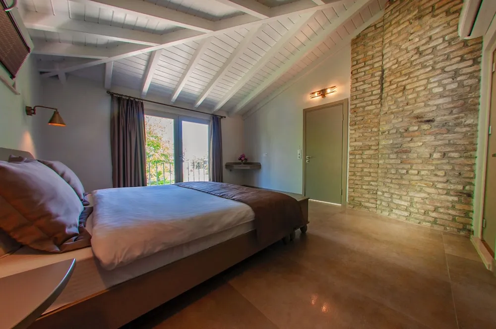 Three-bedroom luxury villa