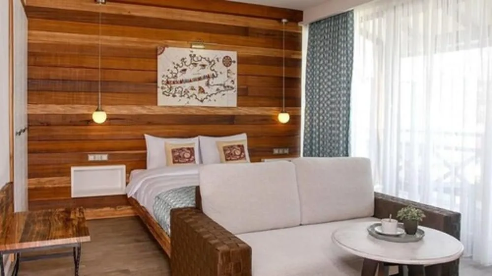 Deluxe Tek Büyük Yataklı Oda
