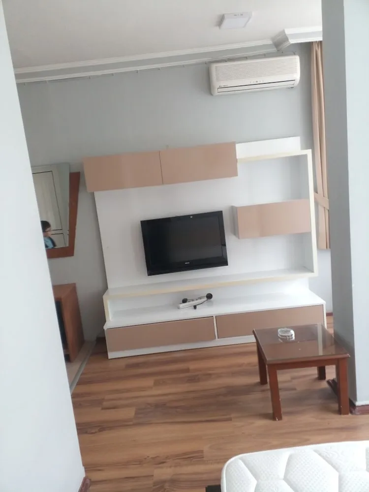 Tek Büyük veya İki Ayrı Yataklı Oda, 1 Çift Kişilik veya 2 Tek Kişilik Yatak