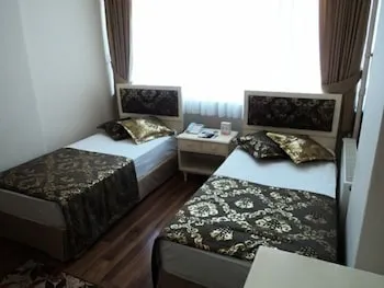 Tac Hotel
