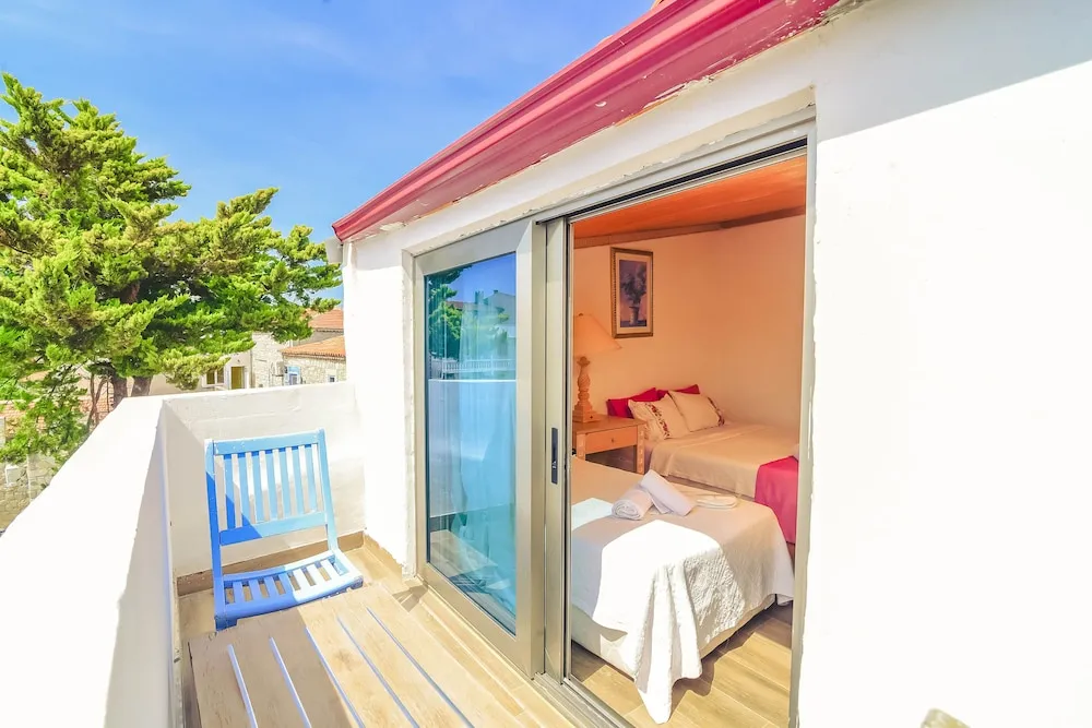 Comfort Üç Kişilik Oda, Balkon