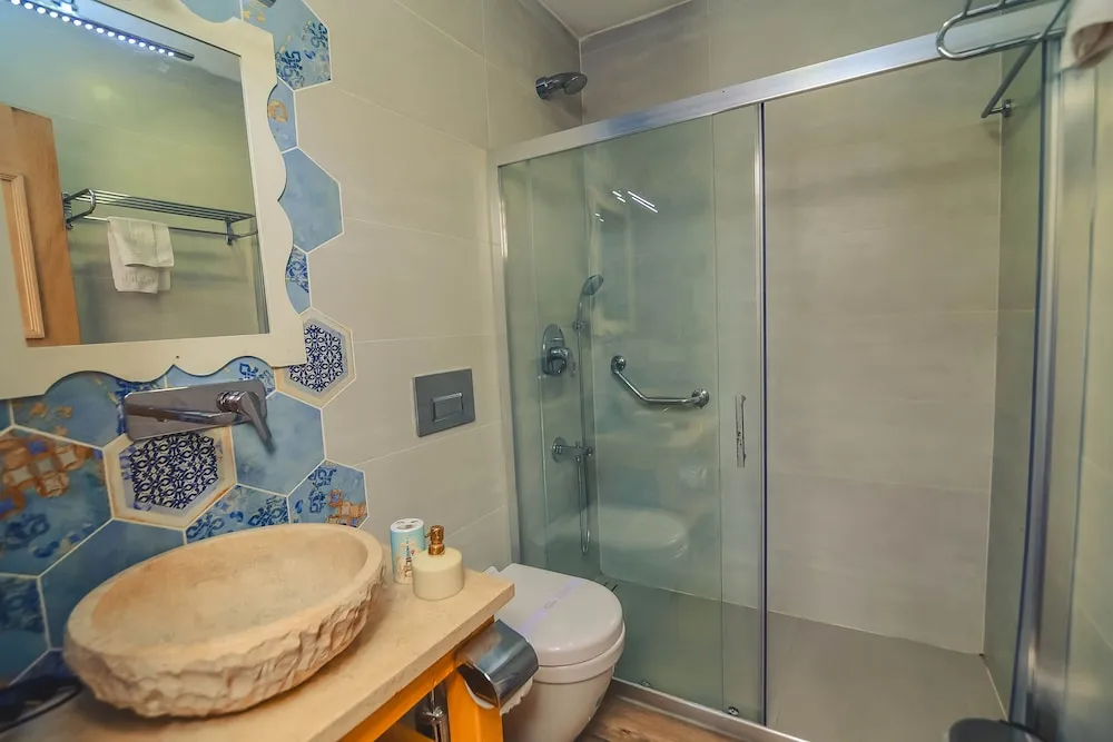Comfort Üç Kişilik Oda, Balkon