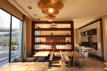 ADM Grand Hotel