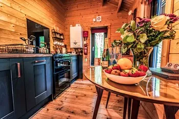 Hawthorn Hideaway