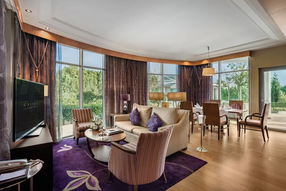 Twin Villa