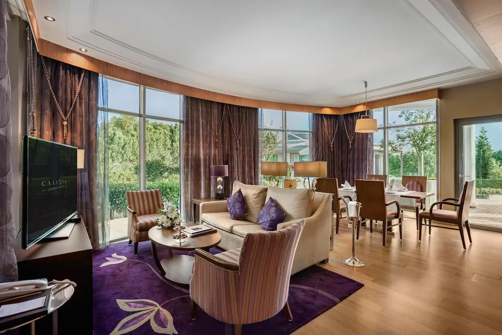 Twin Villa