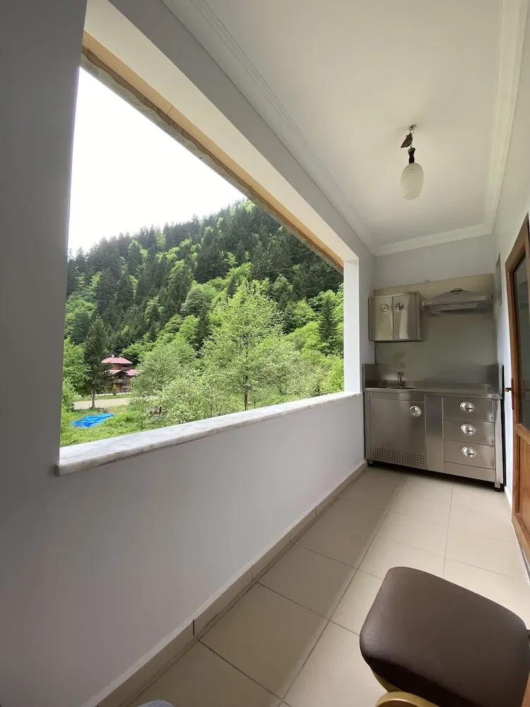 Standard Üç Kişilik Oda, Balkon