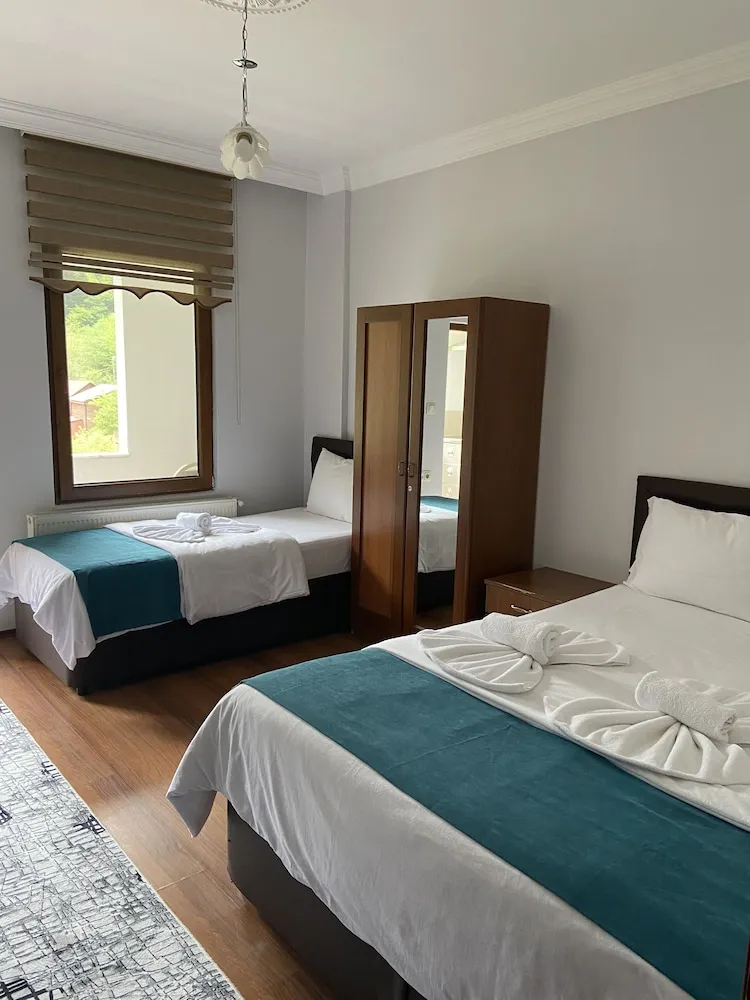 Standard Üç Kişilik Oda, Balkon