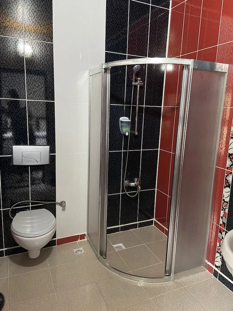 Comfort Uc Kisilik Oda