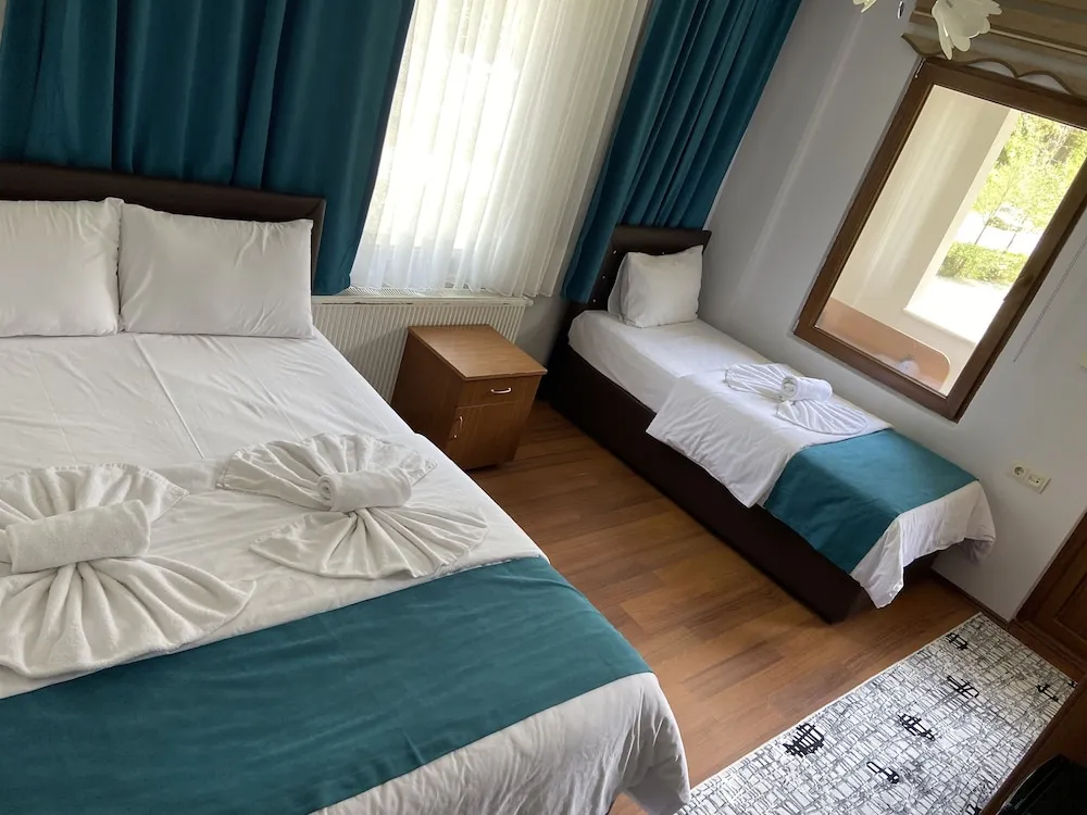 Comfort Uc Kisilik Oda