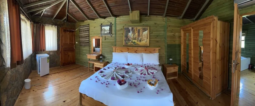 Deluxe Oda, Sıcak Su Küveti