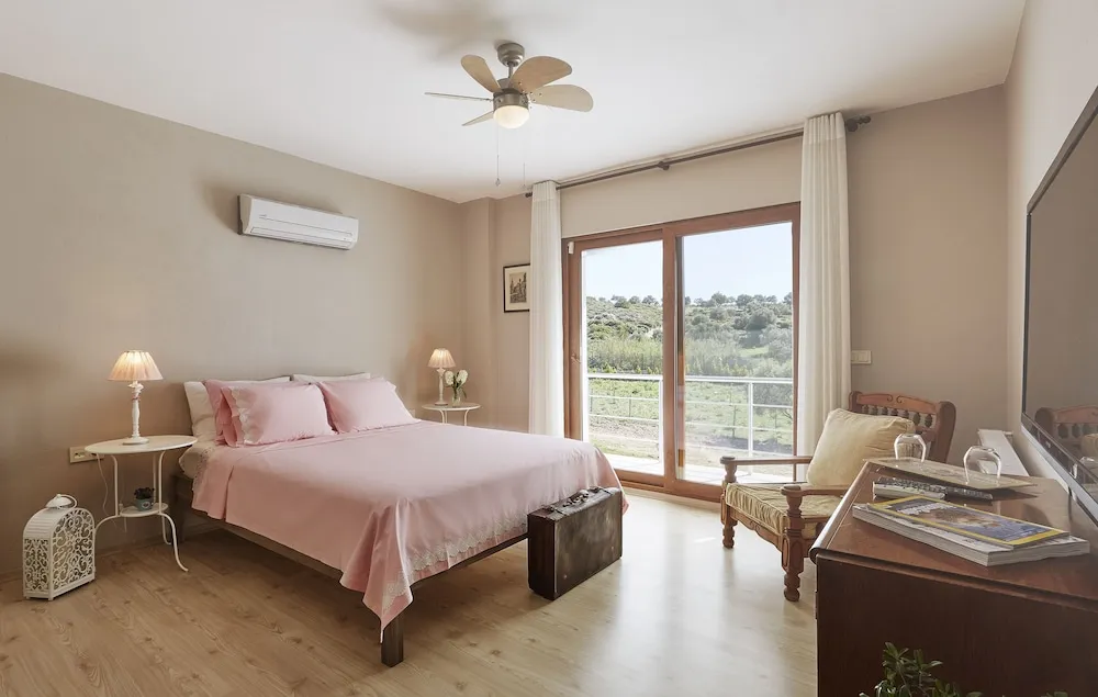 Comfort Tek Büyük Yataklı Oda