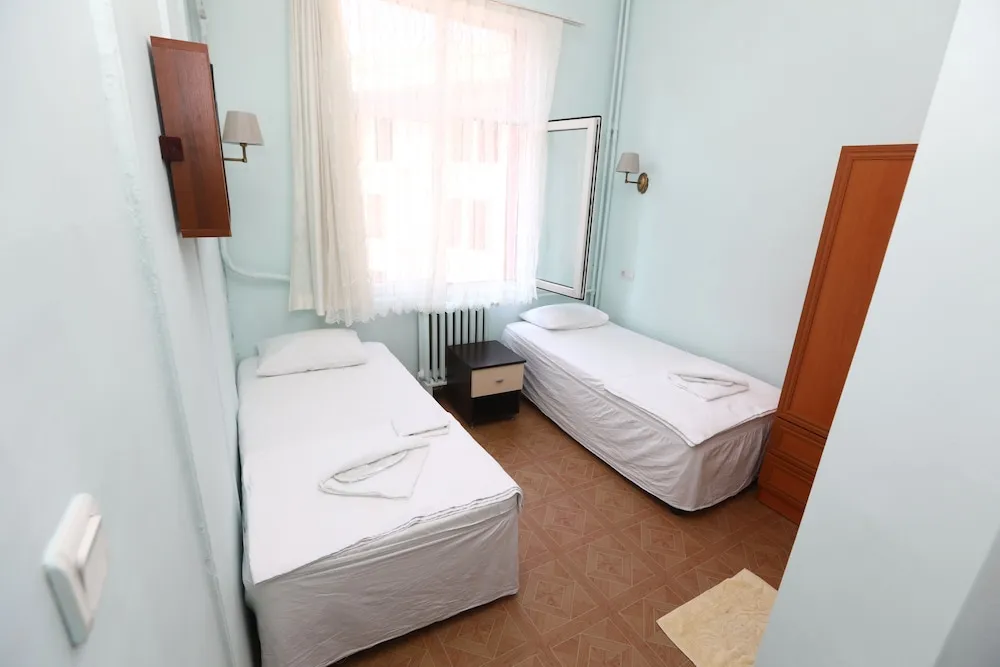 Comfort İki Ayrı Yataklı Oda