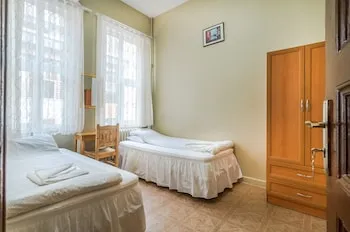 Yeni Hotel