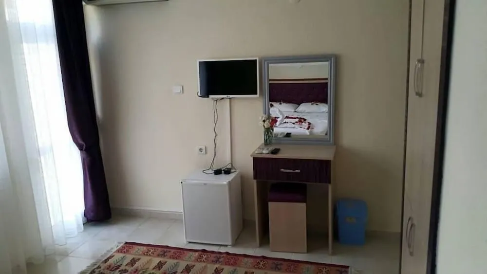 Standard Üç Kişilik Oda