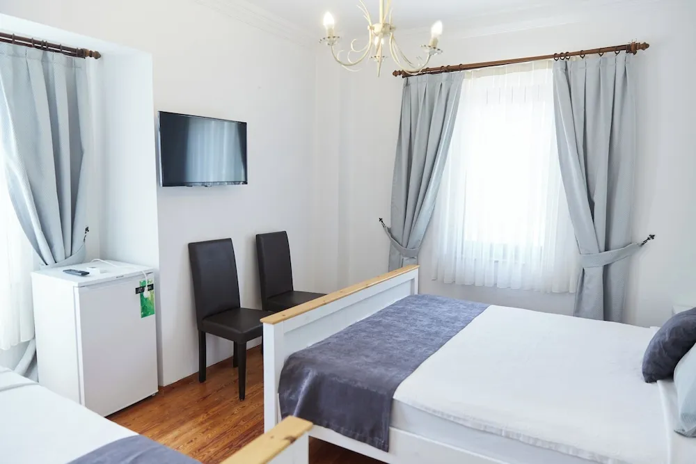 Standart Üç Kişilik Oda
