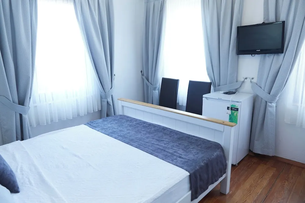 Standart Üç Kişilik Oda