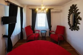 Otel Ebruli