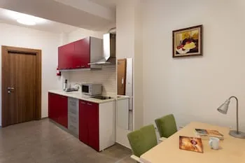 A Hotels & Suites