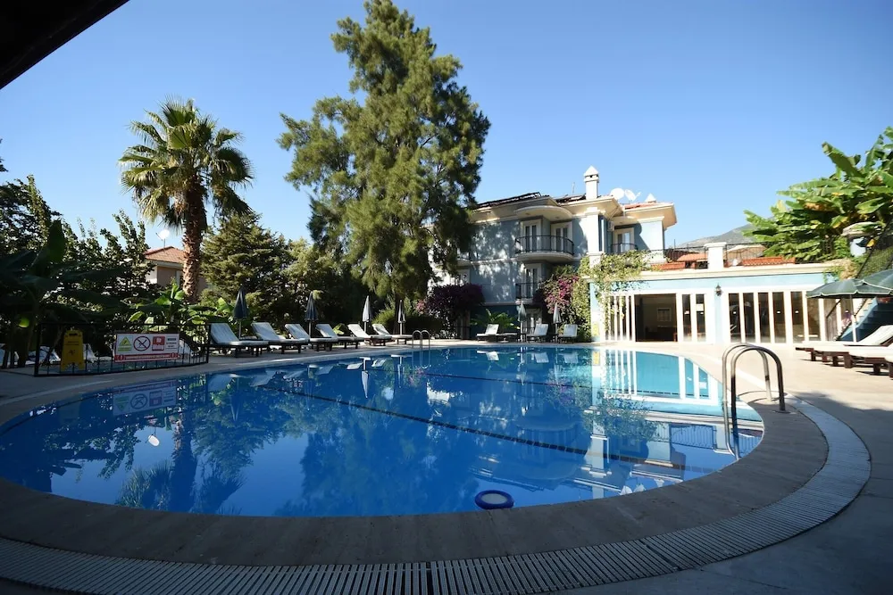 Antas Deluxe Apartments