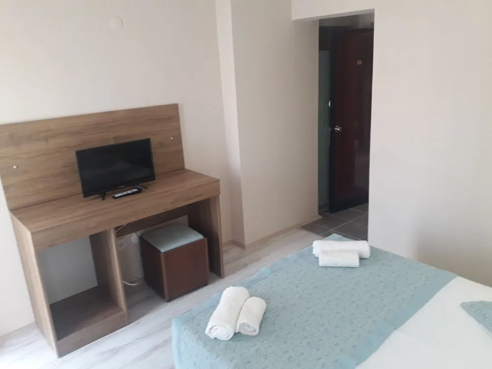 Standard Tek Büyük veya İki Ayrı Yataklı Oda