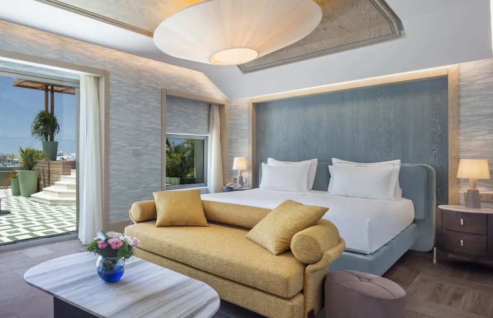 Excellency Suite