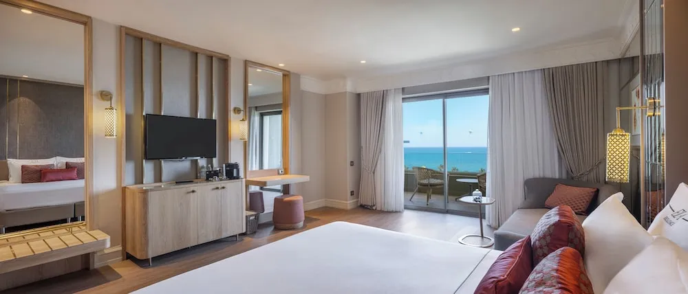 Grand Superior Sea View (2+2)