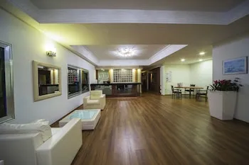 Sun Bay Park Hotel
