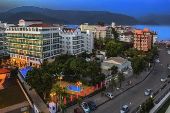 Sun Bay Park Hotel