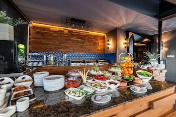 Turk Inn Ferro Hotel