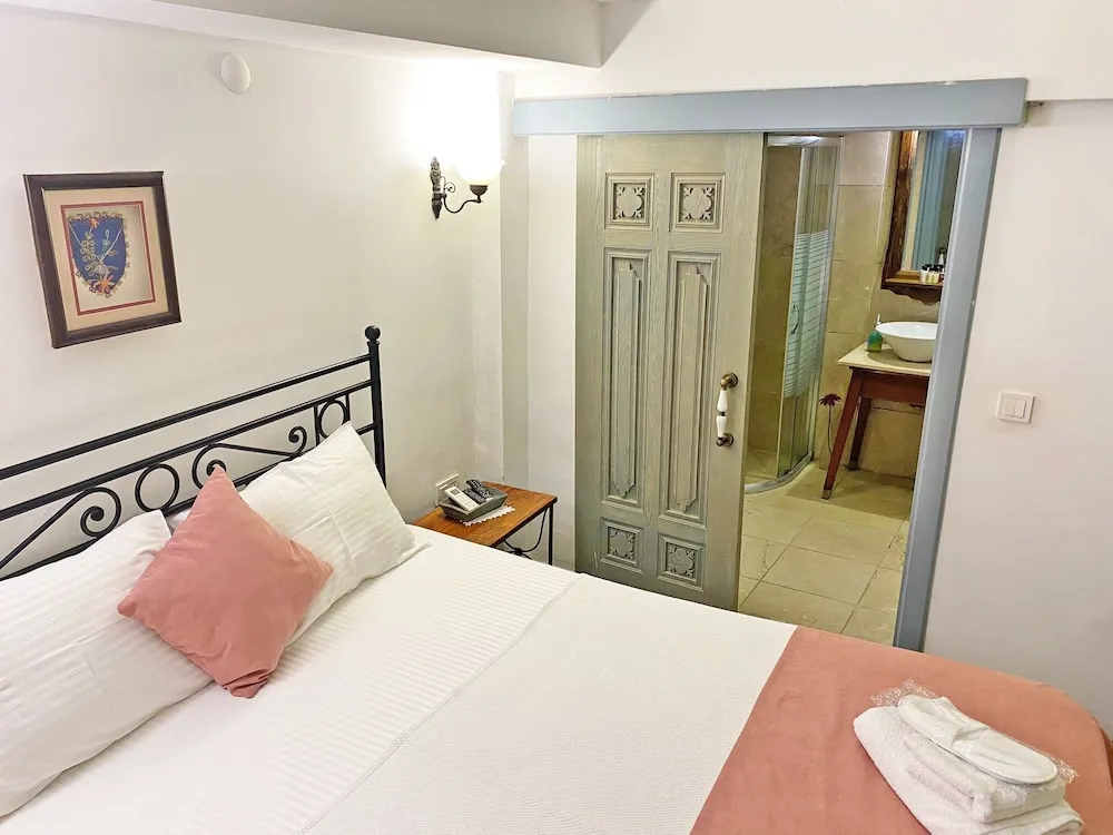 Bodrum Kat Cift Kisilik Oda