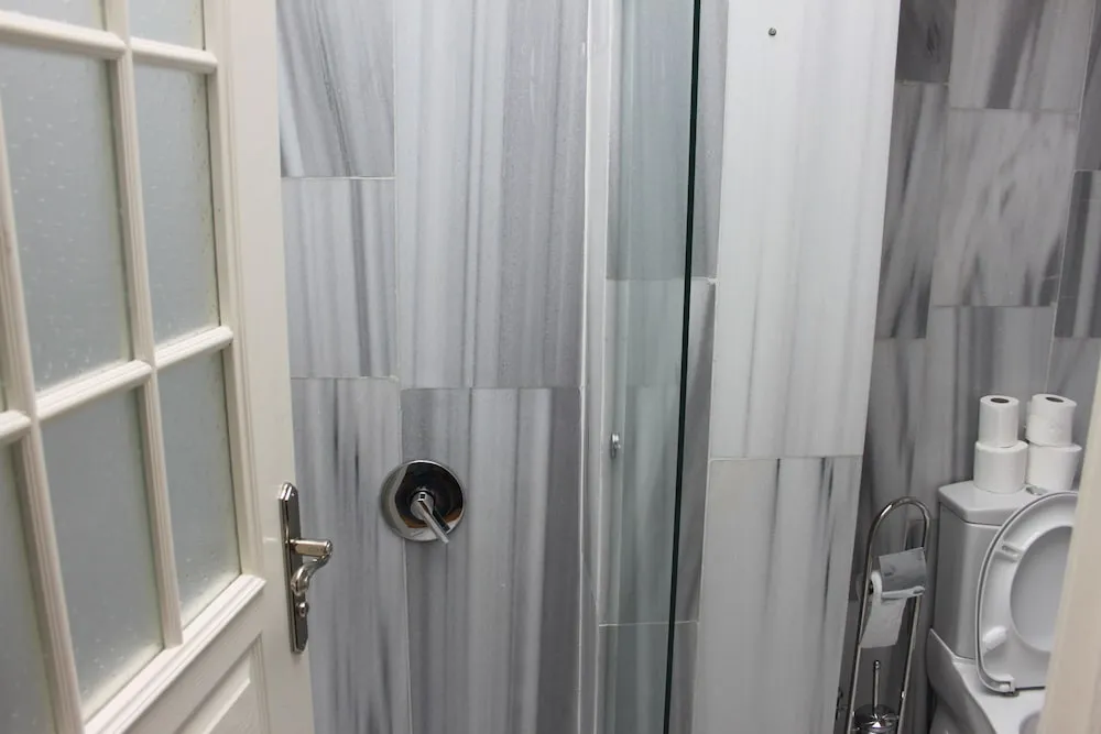 Tek Kişilik Oda, Özel Banyo