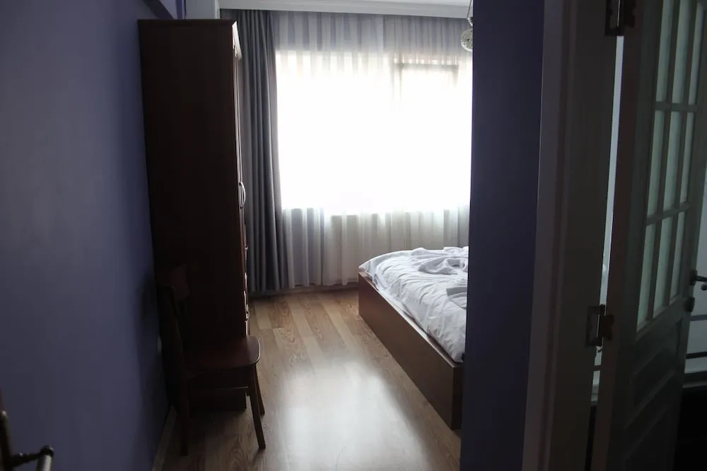 Ortak Ranzalı Oda, Sadece kadınlar için, Ortak Banyo (for 4)