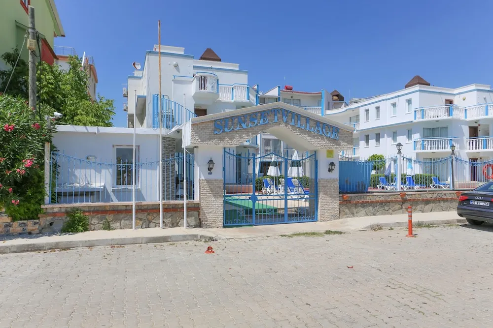 Sunset Village Apart Otel