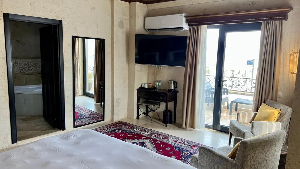 Junior Süit, 1 En Büyük (King) Boy Yatak, Sigara İçilmez, Şehir Manzaralı