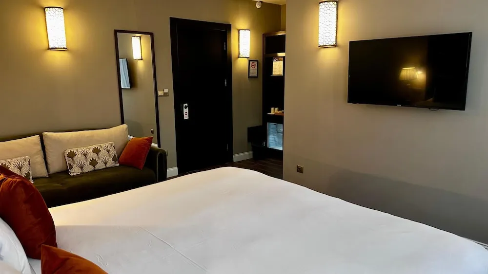 Premium Tek Büyük veya İki Ayrı Yataklı Oda