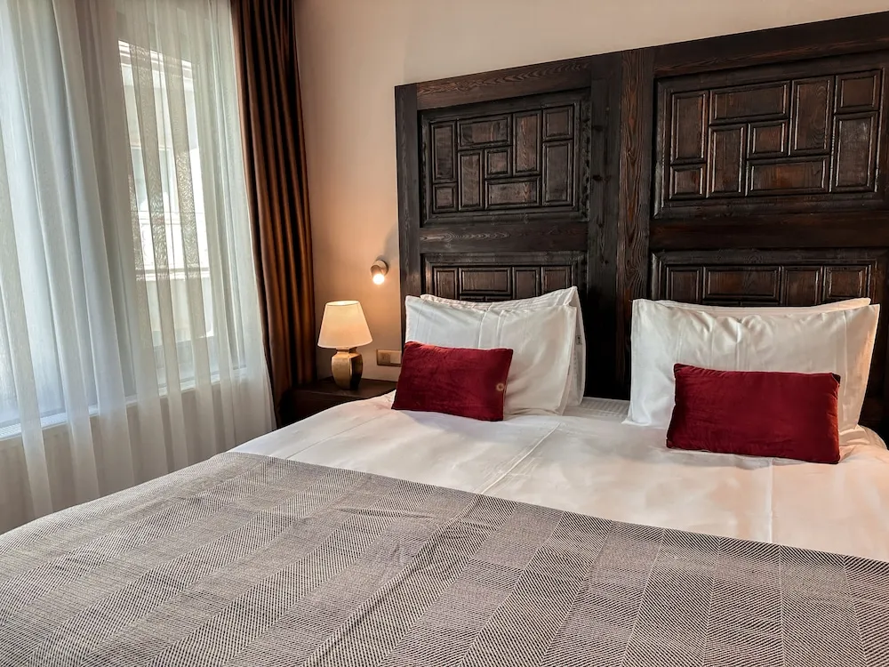 Comfort Tek Büyük Yataklı Oda