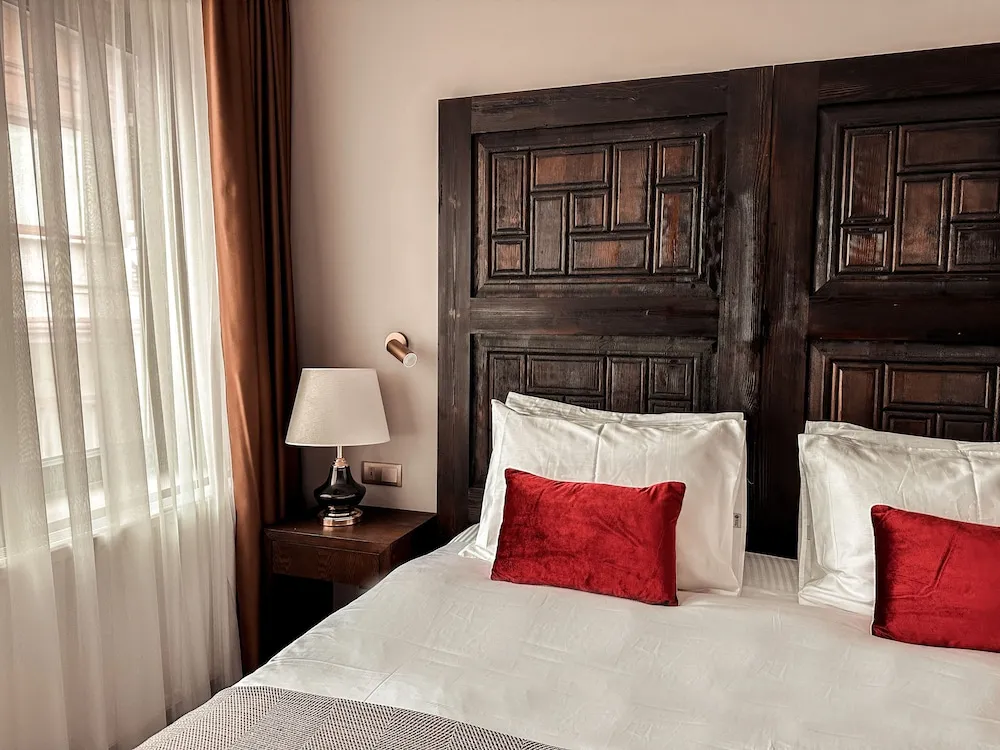 Comfort Tek Büyük Yataklı Oda