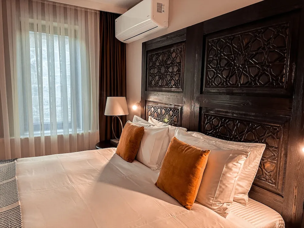 Gallery Tek Büyük veya İki Ayrı Yataklı Oda