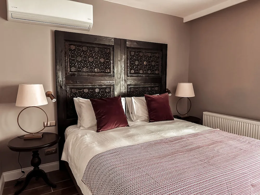 Grand Tek Büyük Yataklı Oda