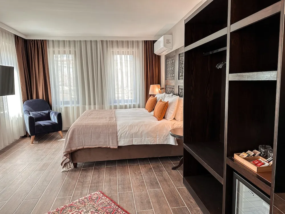 Royal Tek Büyük veya İki Ayrı Yataklı Oda