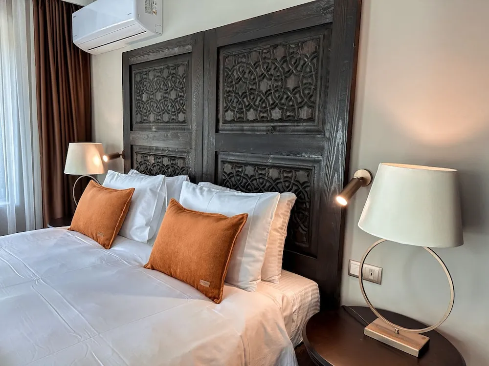 Royal Tek Büyük veya İki Ayrı Yataklı Oda