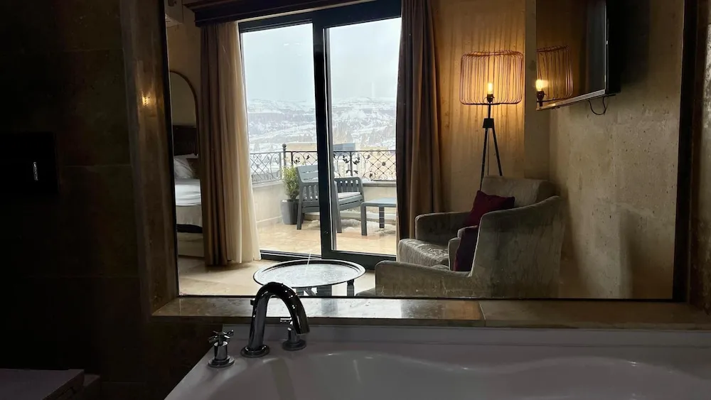 Deluxe Süit, 1 En Büyük (King) Boy Yatak