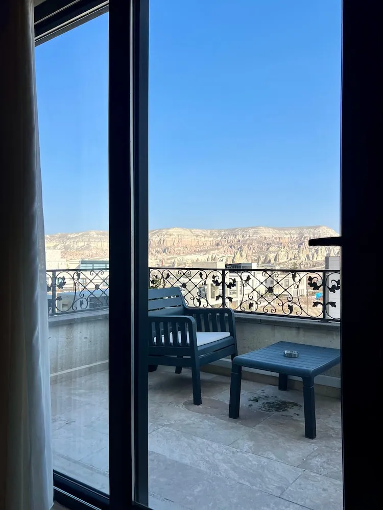 Deluxe Süit, 1 En Büyük (King) Boy Yatak