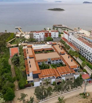 Tiana Beach Resort - All Inclusive